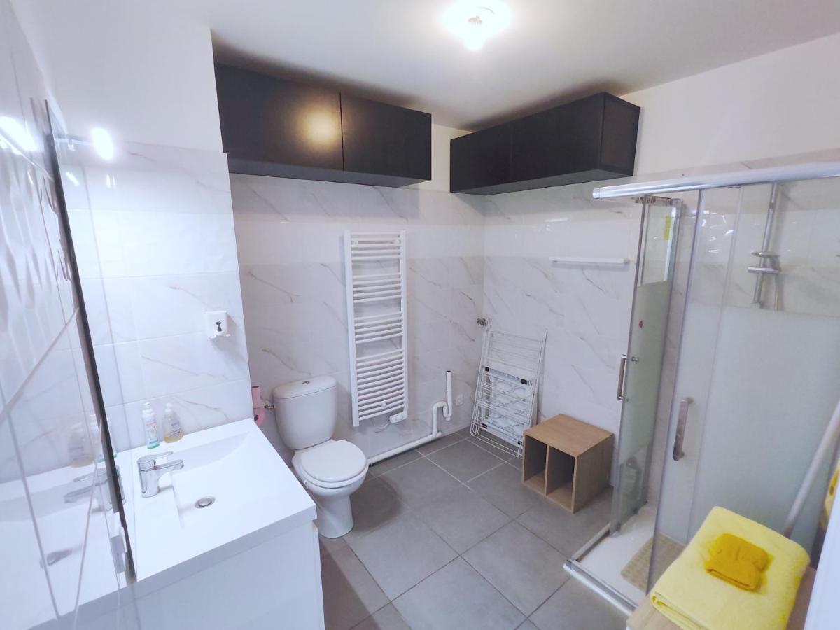 Cozy Sunshine Apartment With Balcony 4 Persons Max Іврі-сюр-Сен Екстер'єр фото